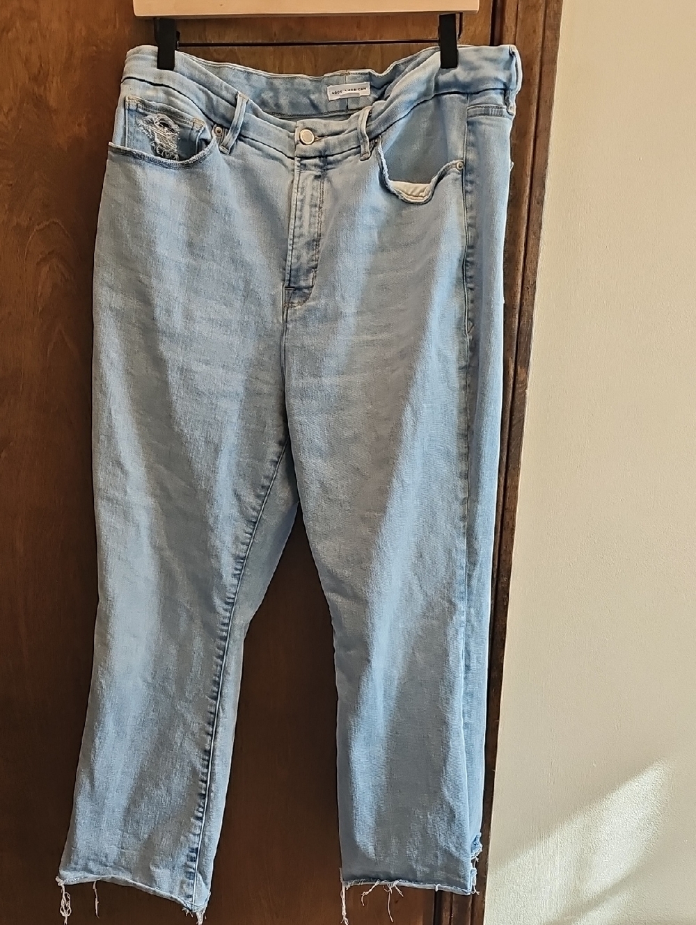 Good Legs Cropped Mini Boot-Cut Jeans